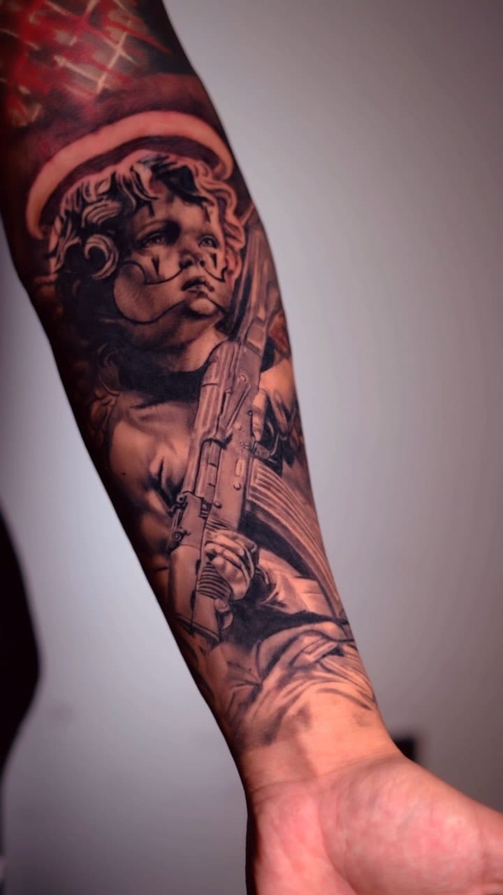 Post 3 by Carlos Rivera on Instagram (video)
