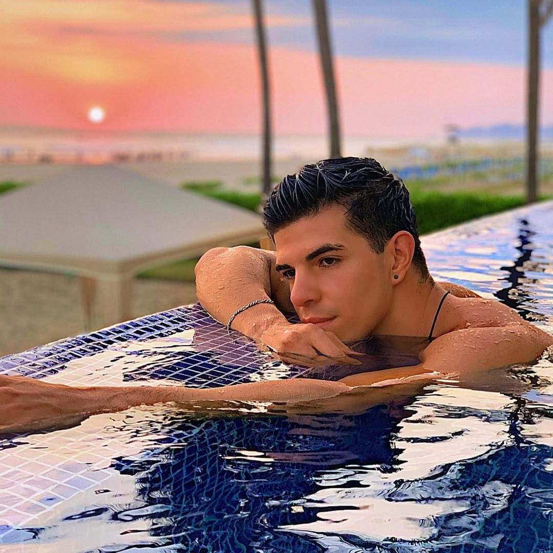 Post 9 by Alex Eyssautier 🇲🇽 / 🇫🇷 on Instagram (carousel)