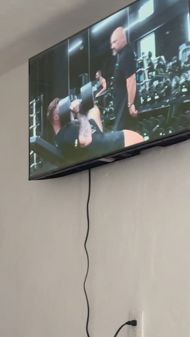Post 6 by Pinedatrainer 🇨🇷🇲🇽 | Fitness / Entrenamiento on Instagram (video)