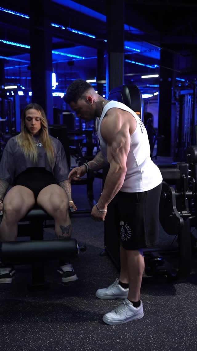 Post 2 by Flor Chimeno - IFBB PRO 🇦🇷 on Instagram (video)