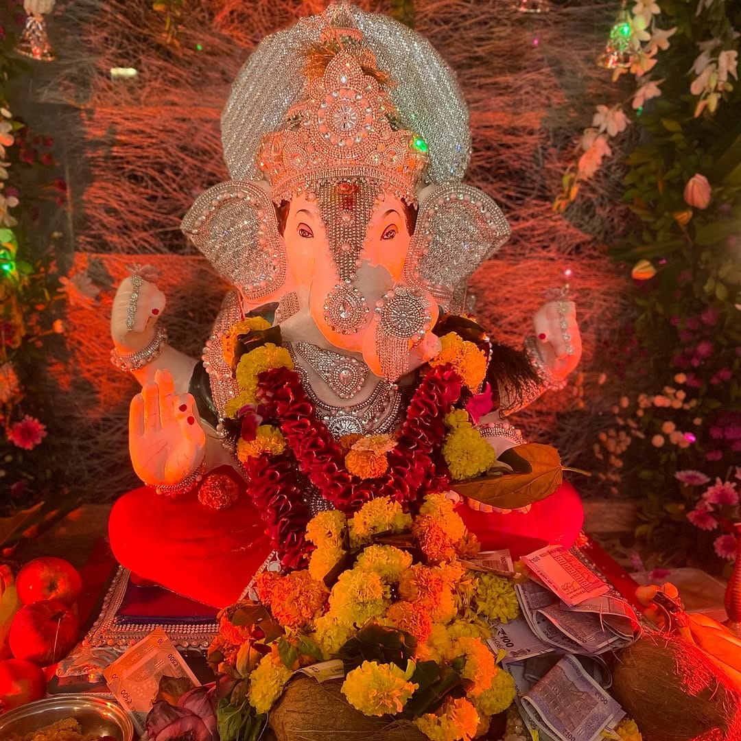 Post 6 by Prashant Sawant on Instagram (image)