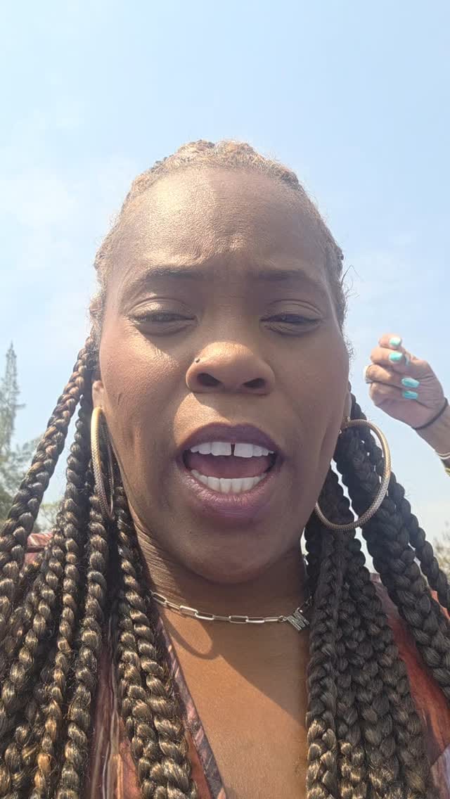 Post 6 by KL2 on Instagram (video)