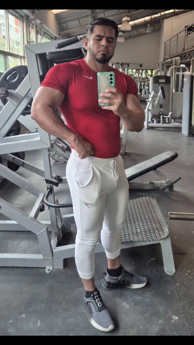 Post 8 by Ricardo Ramirez on Instagram (video)