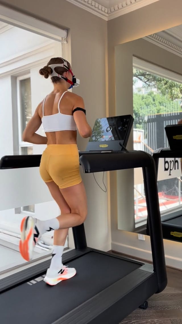 Post 5 by Alexia Tla on Instagram (video)