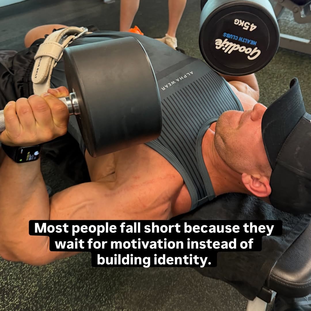 Post 4 by Dylan Scruton FMG Physique Pro on Instagram (image)
