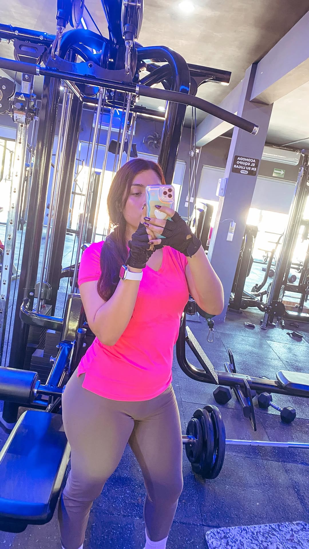 Post 1 by ♡ ℕ𝕒𝕪𝕖𝕝𝕪 ♡ on Instagram (video)