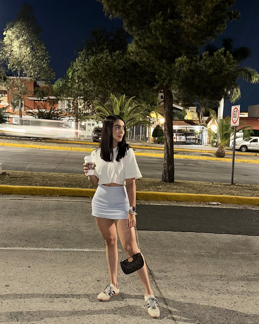 Post 10 by 𝑀𝑒𝓁 Alcántar on Instagram (carousel)