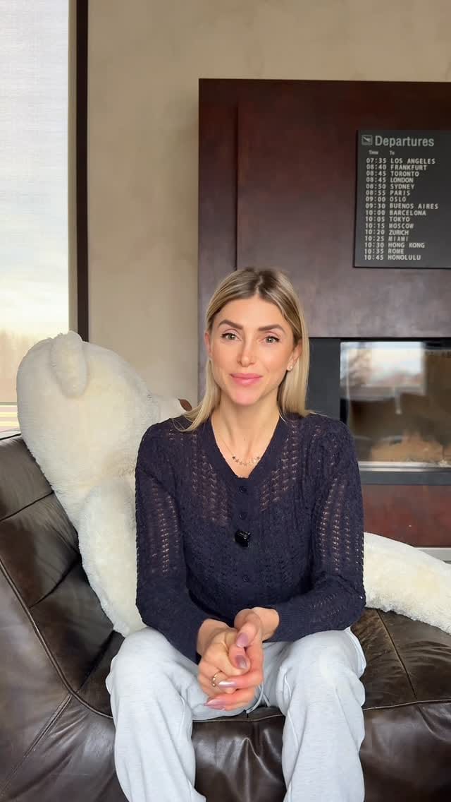 Post 3 by Veronica Contratti• Fitness & Wellness Coach on Instagram (video)