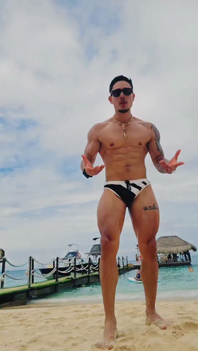 Post 2 by Quique Jasso🪐 on Instagram (video)