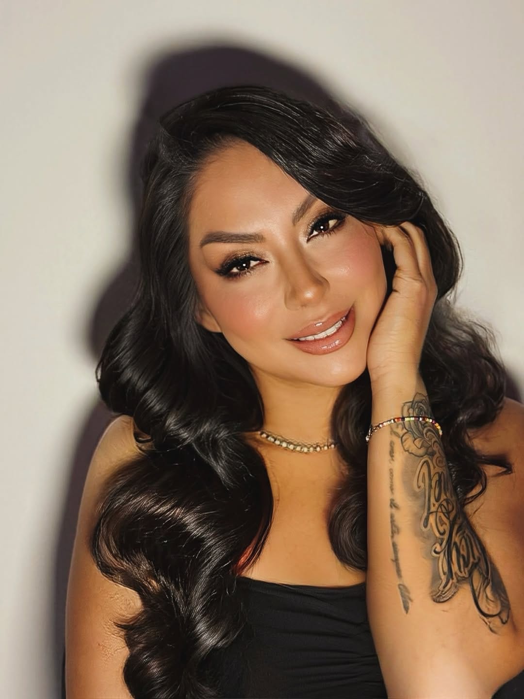 Post 6 by Carolina Michelle🇲🇽 on Instagram (carousel)