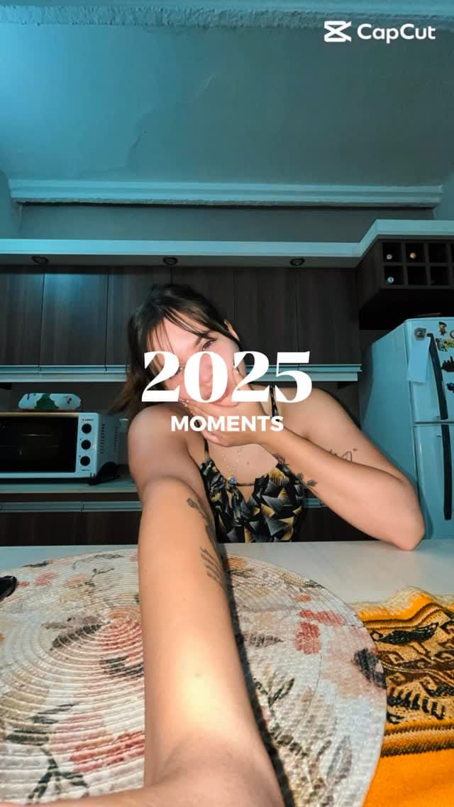 Post 9 by Amarilla Leonella on Instagram (video)