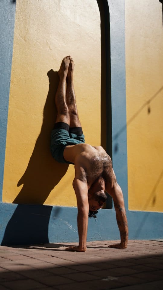 Post 7 by Baruc Acosta | Yoga on Instagram (video)
