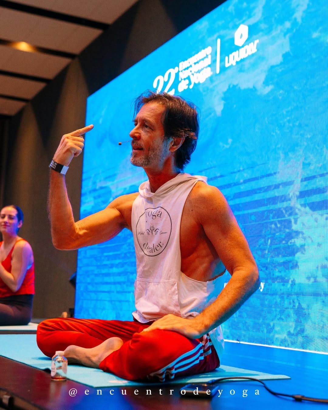 Post 8 by Encuentro Nacional de Yoga on Instagram (carousel)