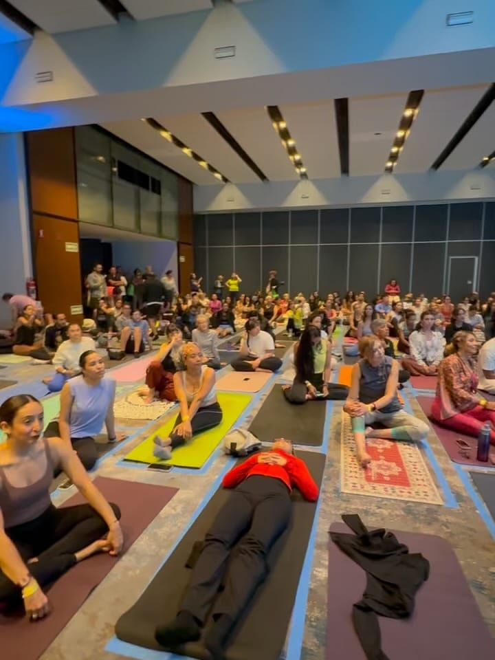 Post 2 by Encuentro Nacional de Yoga on Instagram (carousel)