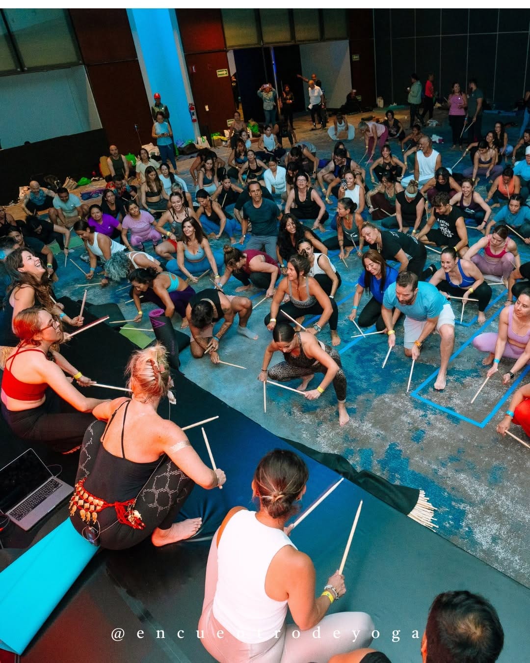 Post 5 by Encuentro Nacional de Yoga on Instagram (carousel)