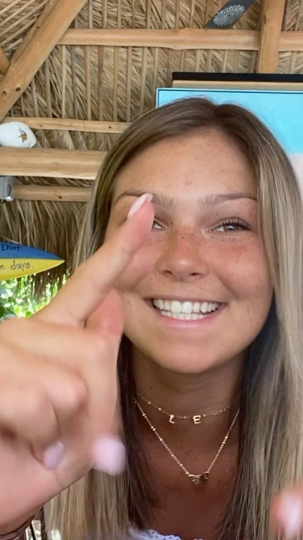 Post 9 by LEXI HIDALGO ૐ on Instagram (video)