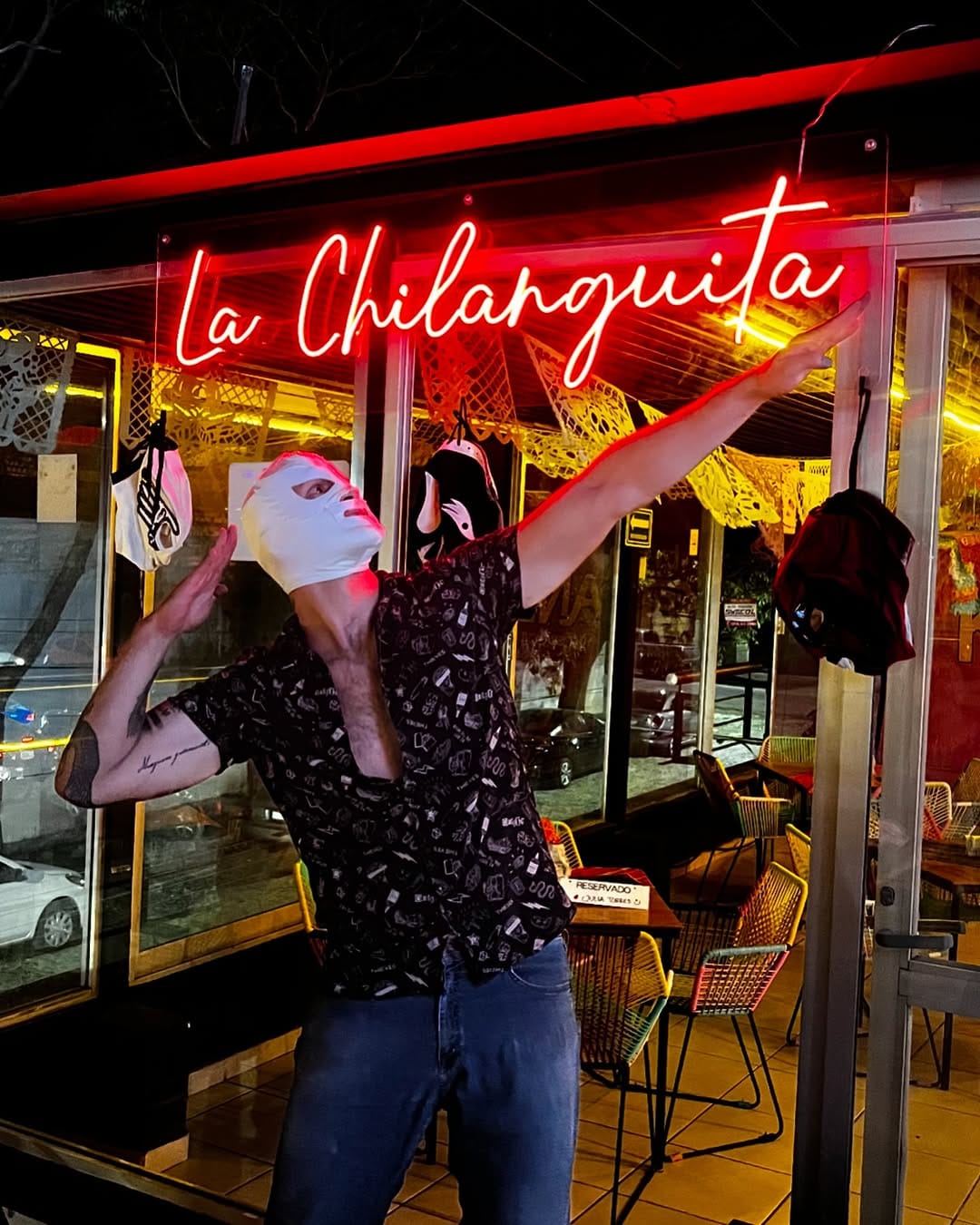 Post 8 by Vic Sánchez on Instagram (carousel)
