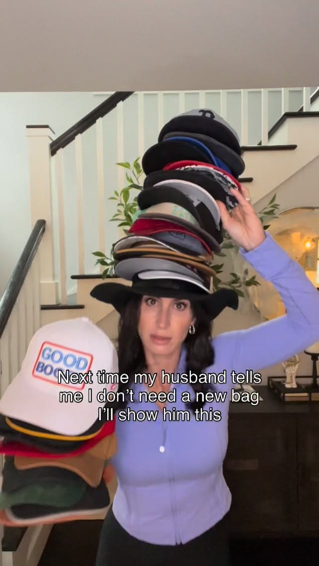 Post 4 by Mrs. Lush on Instagram (video)
