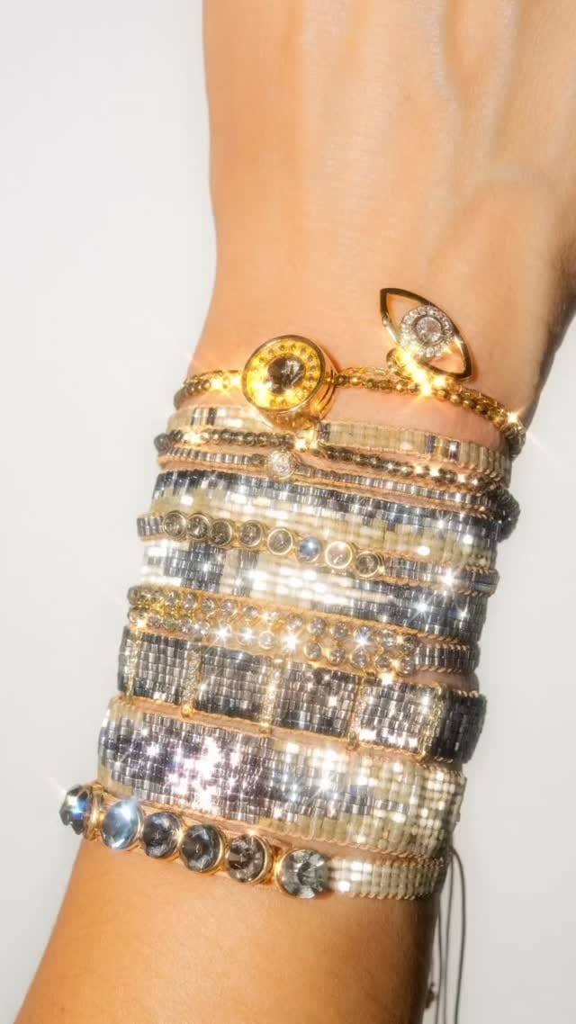 Post 2 by Santo Pecado Jewelry Oficial on Instagram (video)
