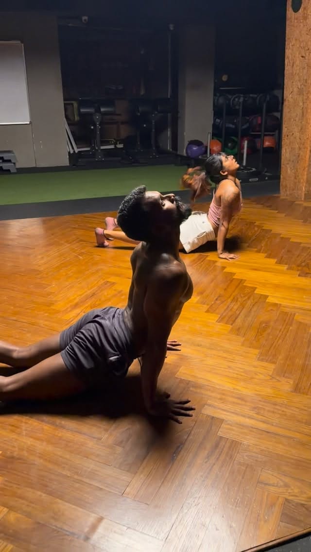 Post 6 by Houvsep on Instagram (video)