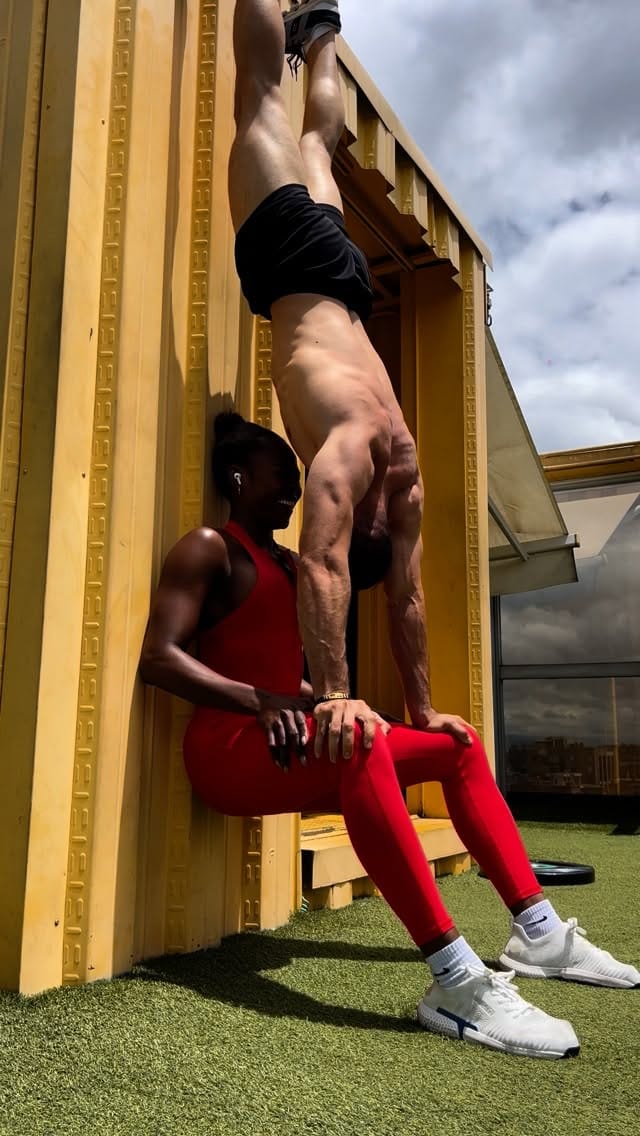 Post 8 by Alba Prado on Instagram (video)