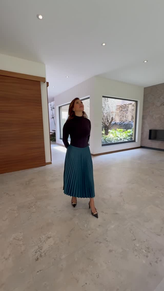 Post 9 by STEPH IZQUIERDO • Asesora Inmobiliaria on Instagram (video)