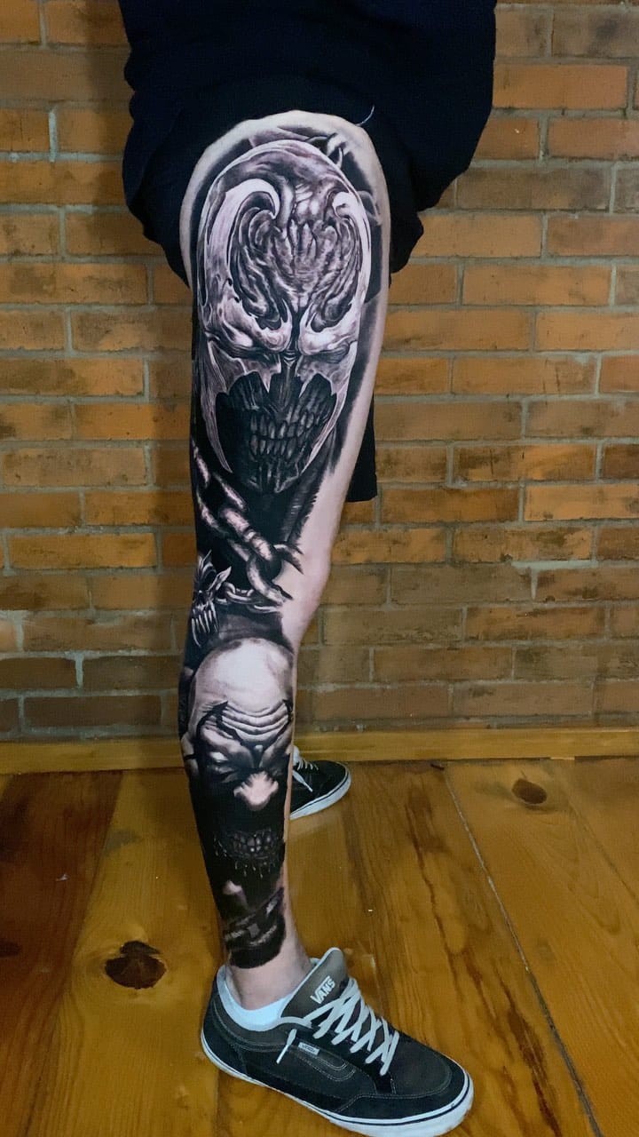 Post 10 by Harry Acosta Art Tattoo on Instagram (video)