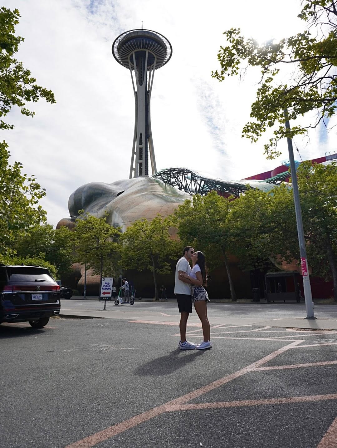 Post 7 by Kike Domínguez on Instagram (carousel)
