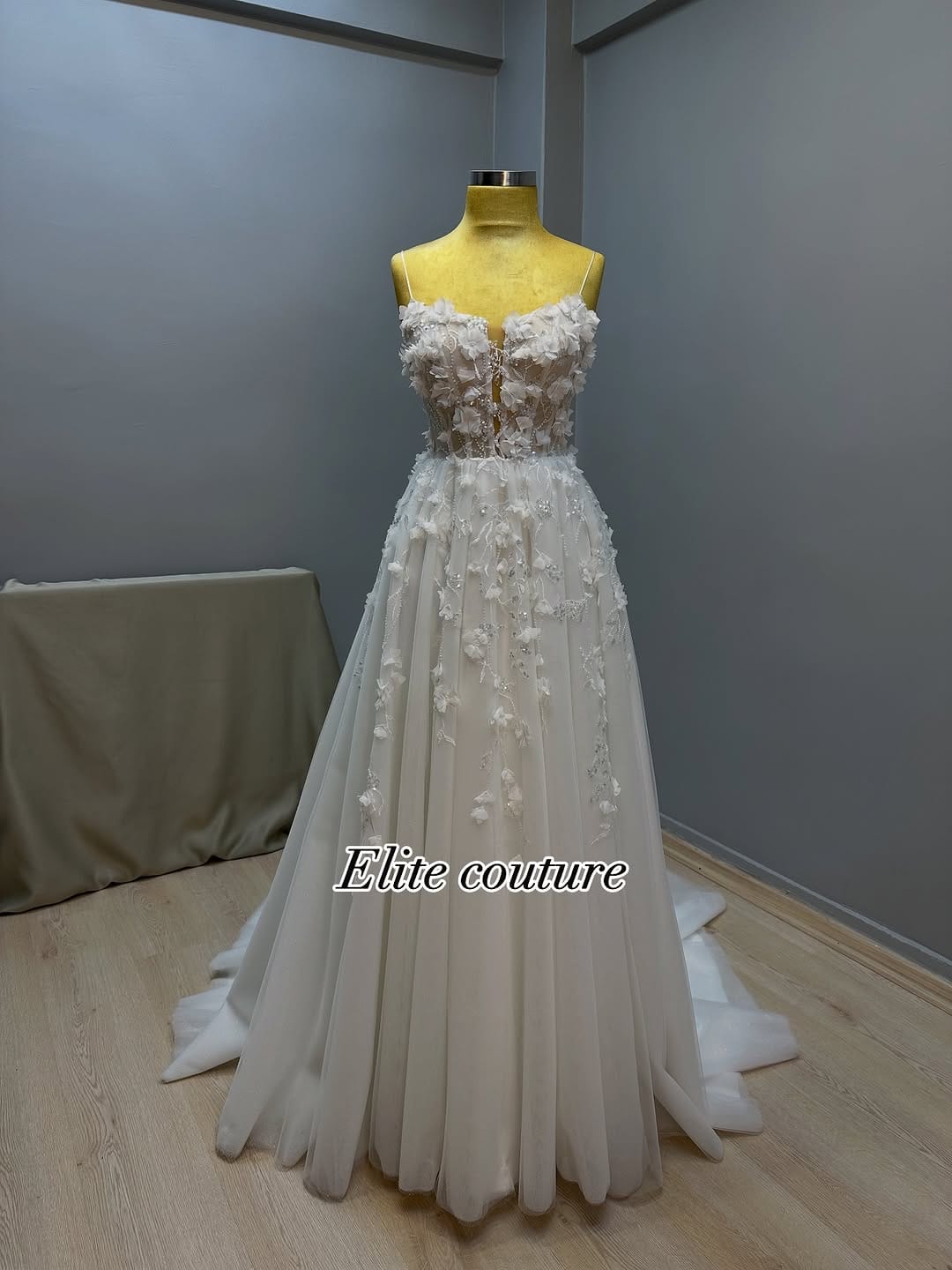 Post 7 by ELITE  COUTURE WEDDING DRESS on Instagram (carousel)