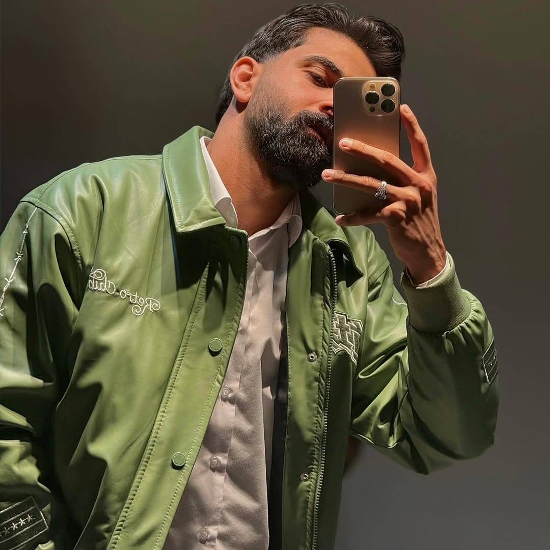 Post 6 by B.A.T on Instagram (image)
