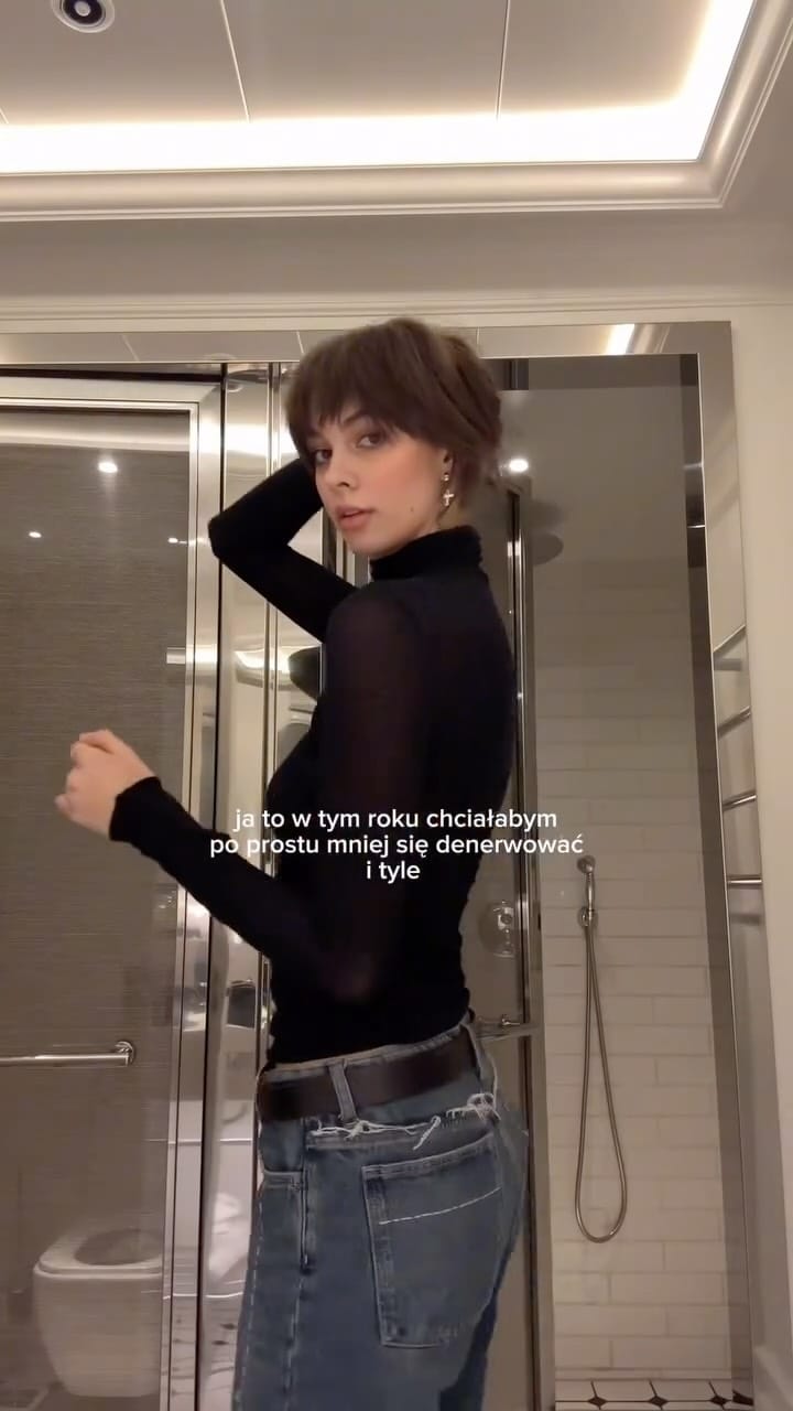 Post 6 by Klaudia Zioberczyk on Instagram (video)