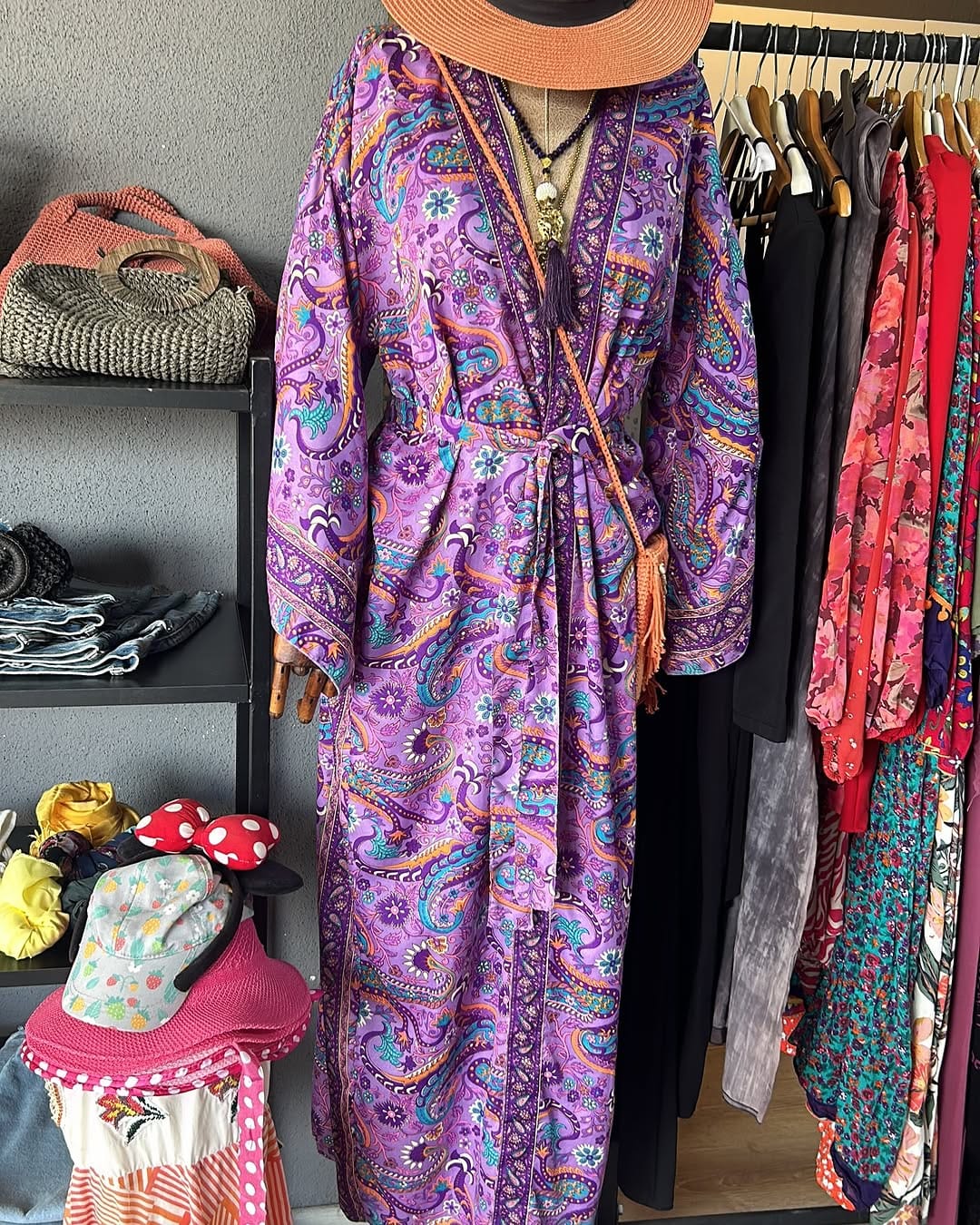 Post 2 by Diem Tasarım boutigue Hand Made on Instagram (image)