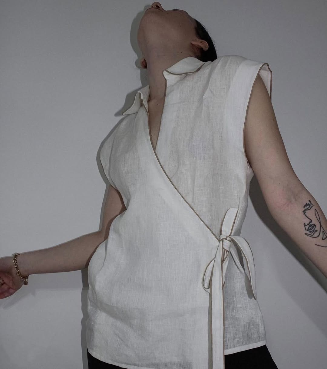Post 4 by S A N K T on Instagram (image)
