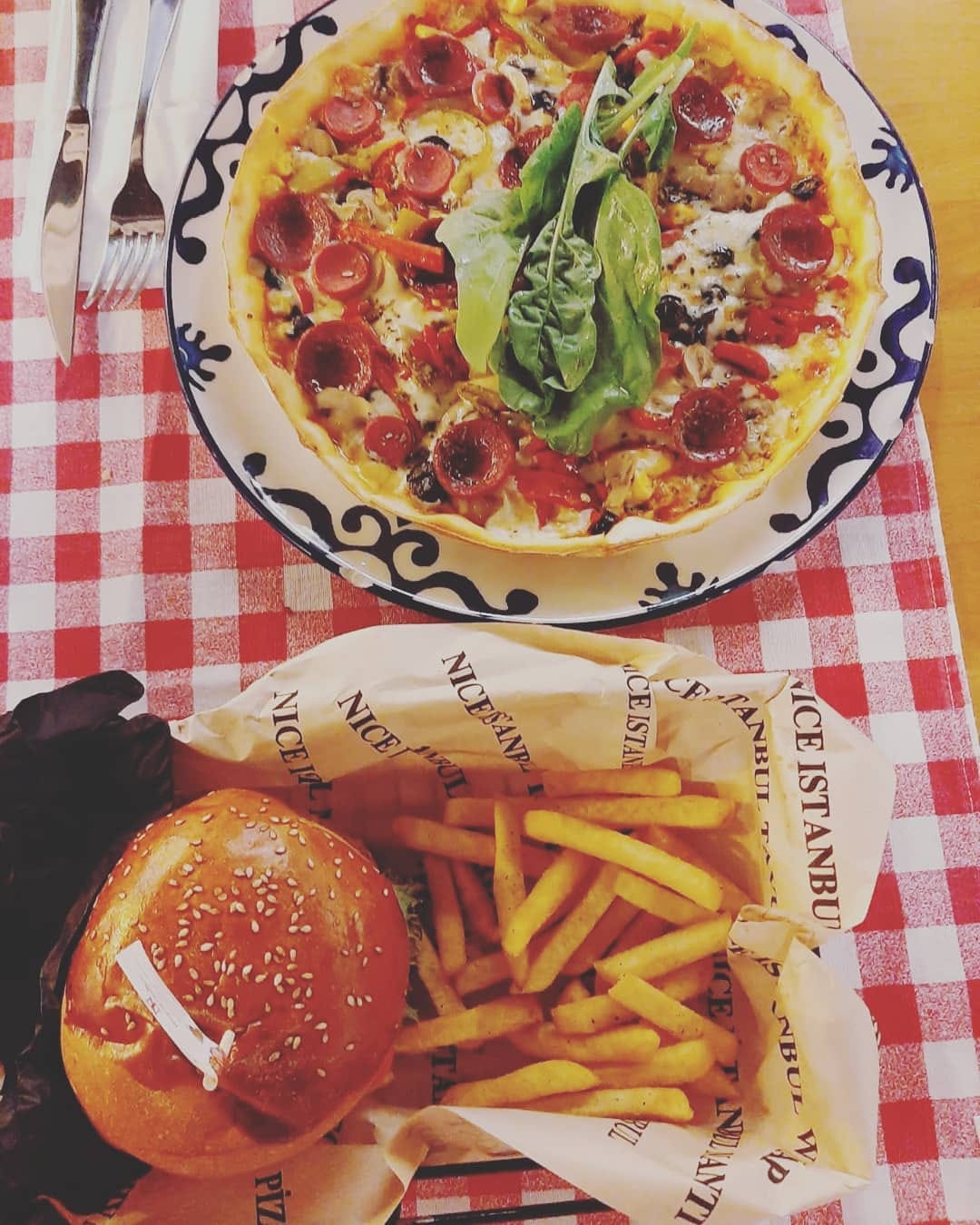 Post 8 by Esra on Instagram (carousel)