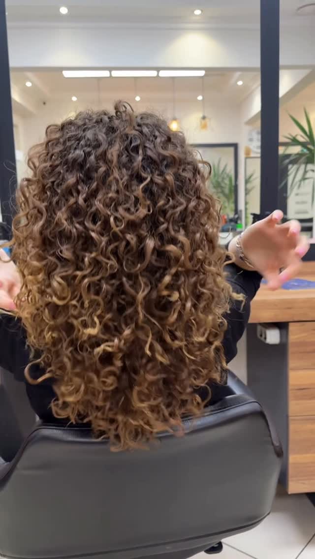Post 6 by yunus can on Instagram (video)