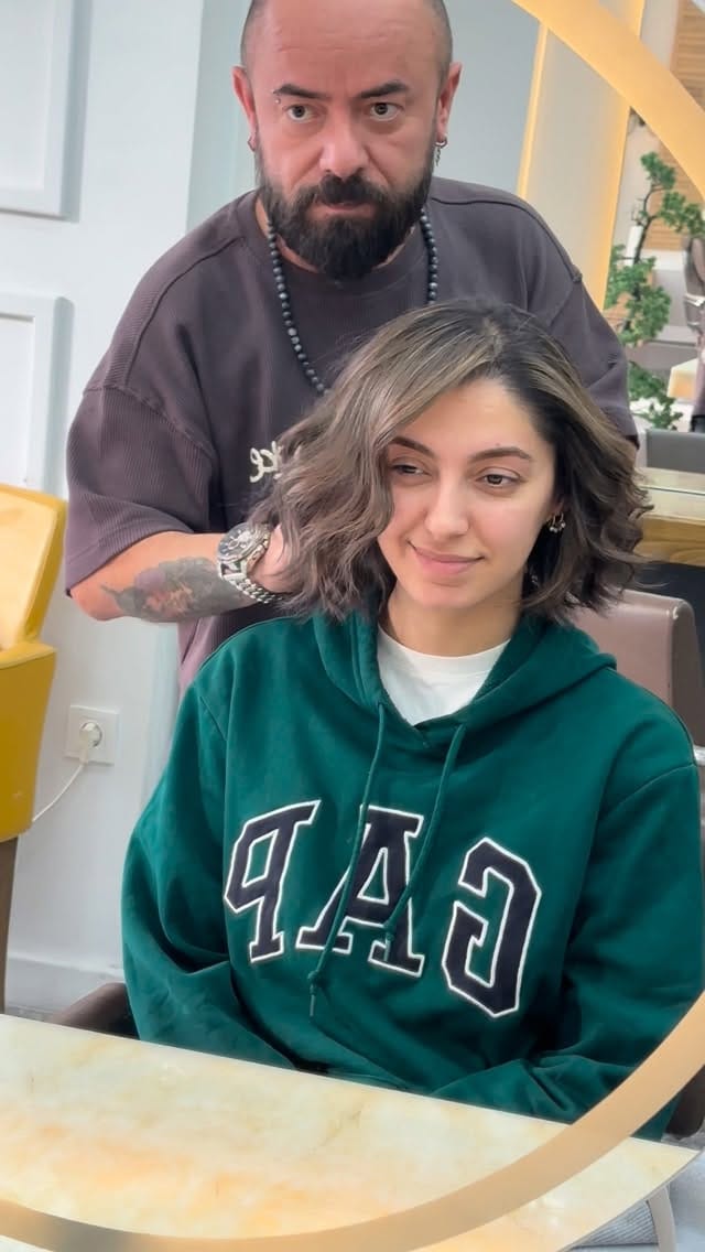 Post 3 by Zafer ALBAYRAK(Hair Stylist) on Instagram (video)