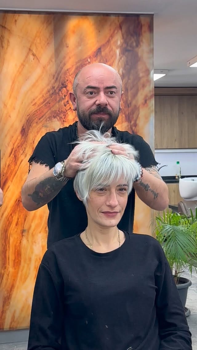 Post 6 by Zafer ALBAYRAK(Hair Stylist) on Instagram (video)
