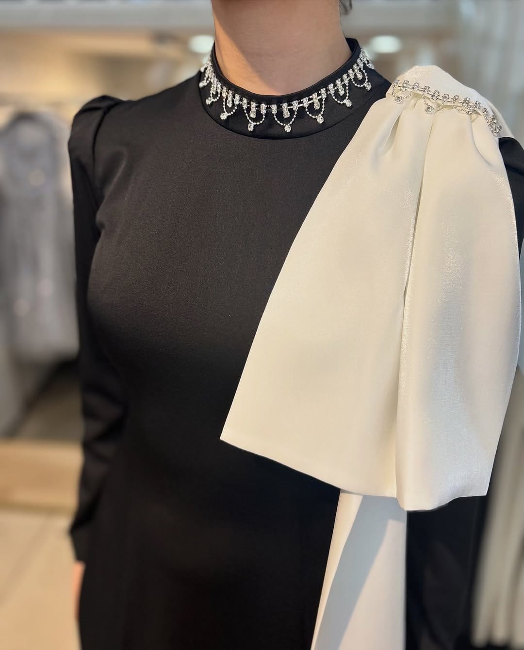 Post 8 by Güldem Moda ve Boutique on Instagram (carousel)
