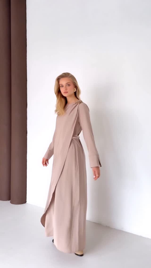 Post 1 by Model Istanbul🇹🇷Dubai🕊️Mariia Kolkneva on Instagram (video)