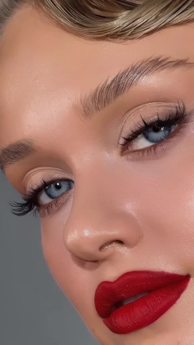 Post 2 by Model Istanbul🇹🇷Dubai🕊️Mariia Kolkneva on Instagram (video)