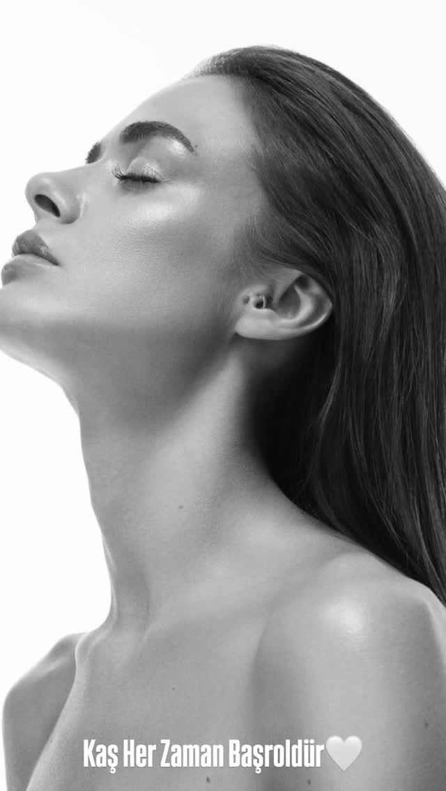 Post 4 by Esmeray YILDIRIM on Instagram (video)
