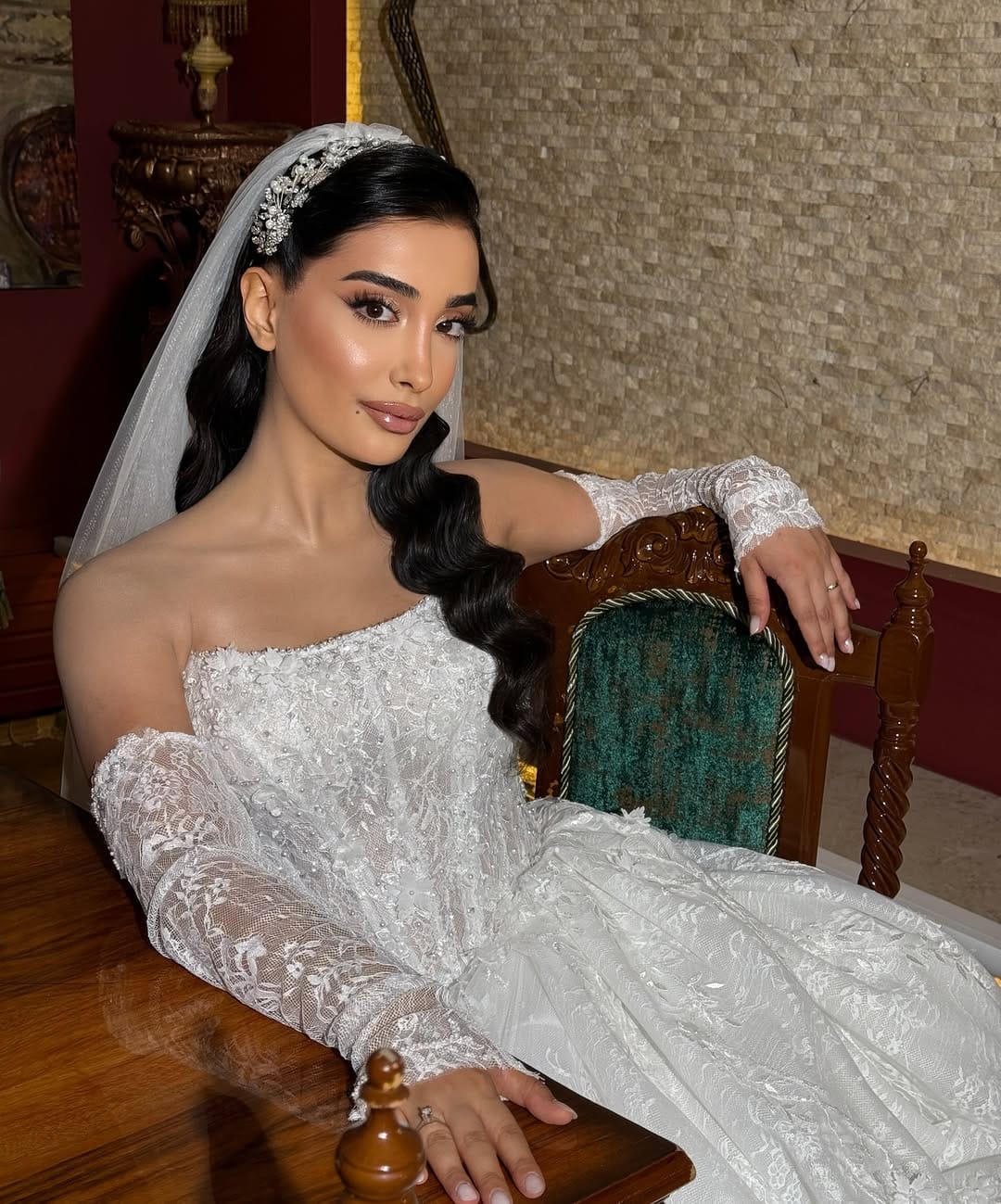 Post 4 by Arya Sposa on Instagram (image)