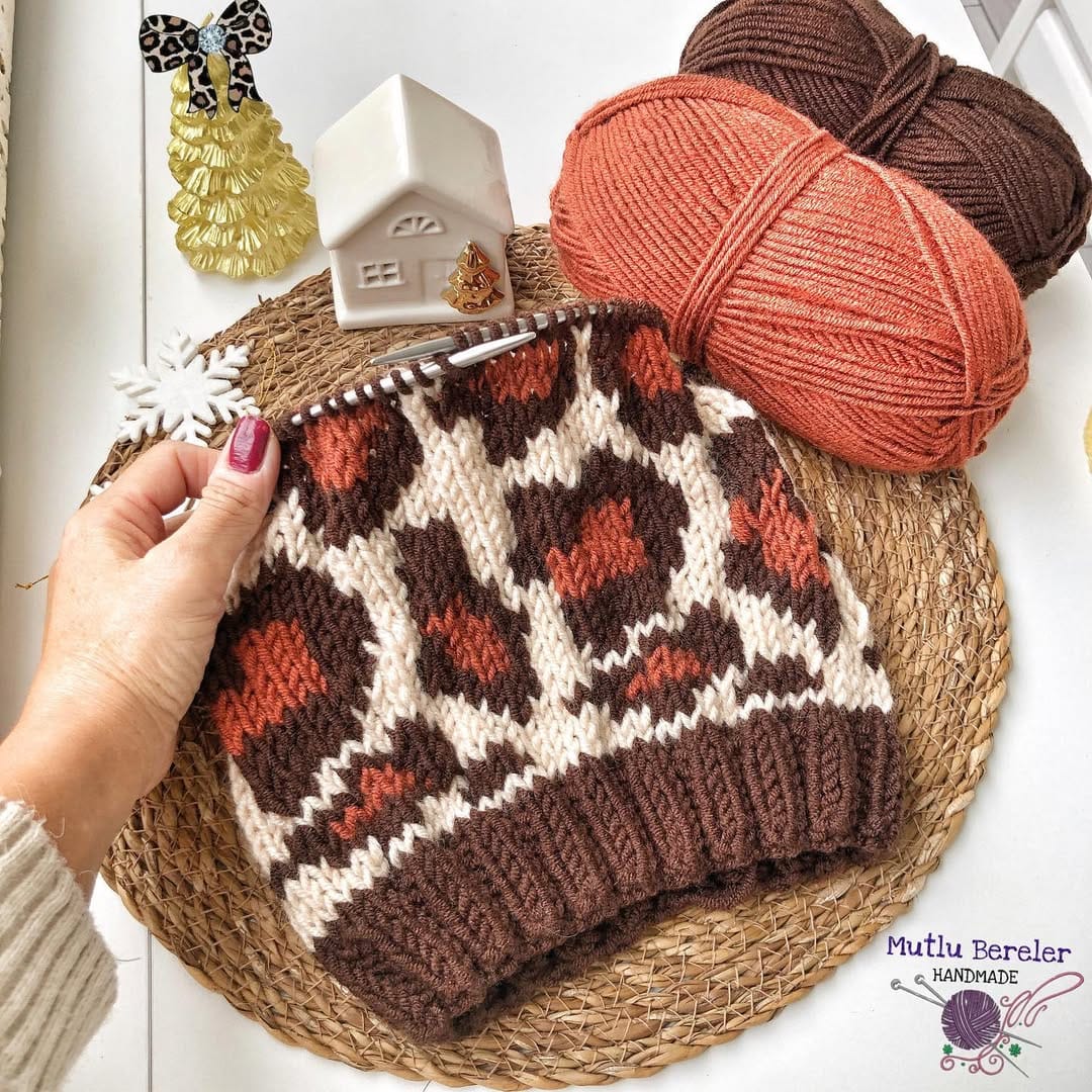 Post 8 by 🧶 Mutlu Bereler 🧶 on Instagram (carousel)