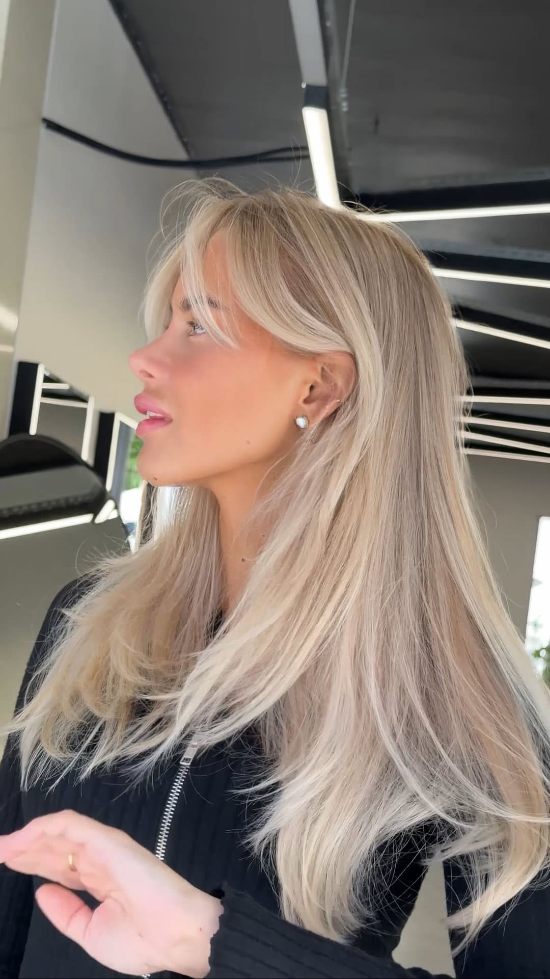 Post 9 by EMİR SÜVER on Instagram (video)