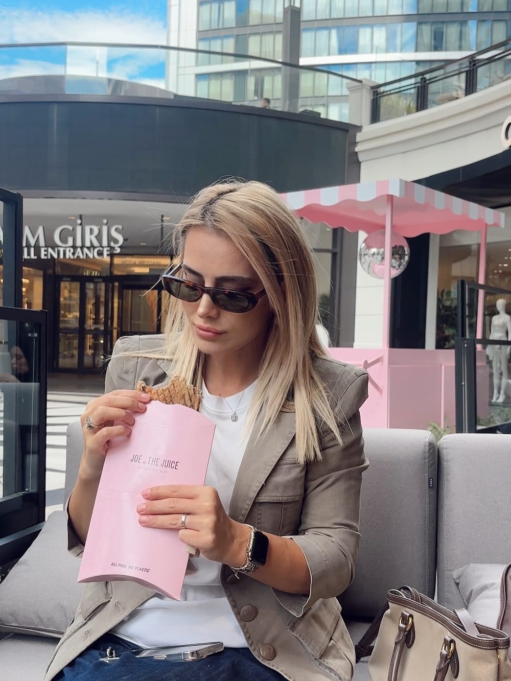 Post 10 by Ayten Biberoğlu Saral on Instagram (carousel)