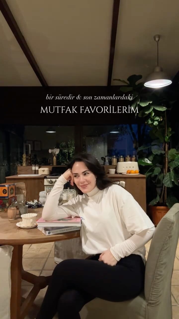 Post 1 by Beyza Küngürlü Öksüz on Instagram (video)