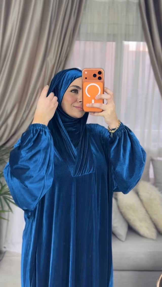 Post 3 by Negma Farag on Instagram (video)