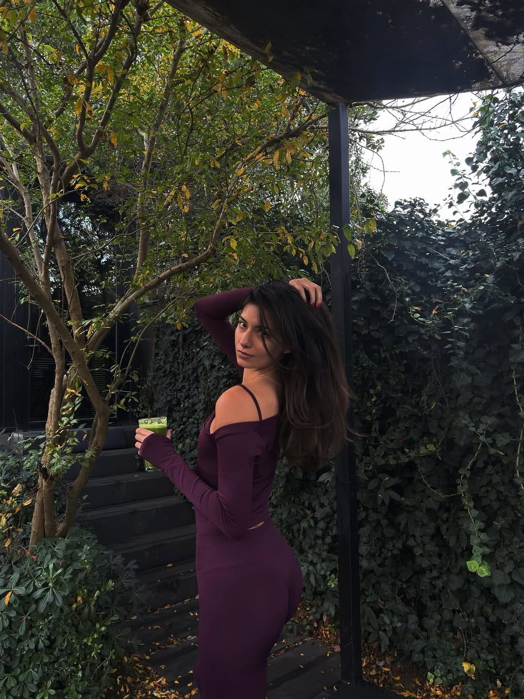 Post 4 by Buse İskenderoğlu on Instagram (carousel)