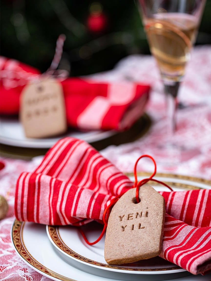 Post 8 by Sezin Ölmez Food Photographer/Stylist on Instagram (carousel)