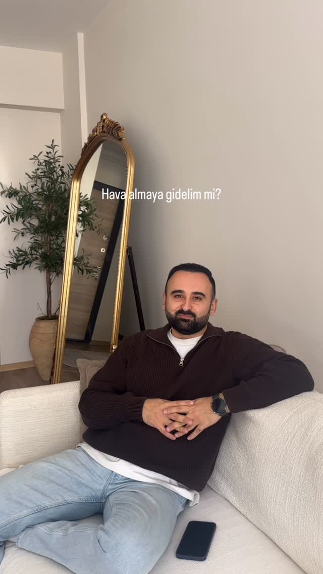 Post 3 by Dilara Dengiz on Instagram (video)